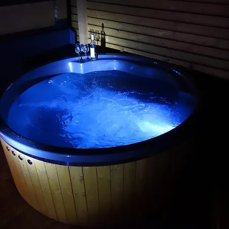 Romanticka Jurta S Wellness Pohoda Relax Mladá Boleslav