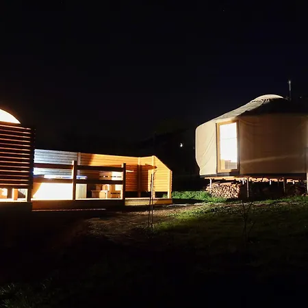 Romanticka Jurta S Wellness Pohoda Relax Apartament Mladá Boleslav